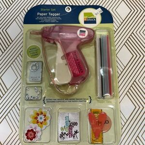 Vintage Around The Block Paper Tagger Starter Set with Accessories New